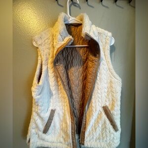 Women's Cream Faux Fur Vest- Size L